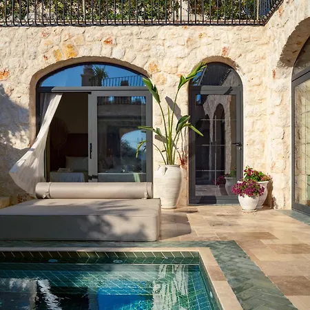 Villa Thalia, A Joyful Serenity Unmasked