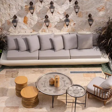 Villa Thalia, A Joyful Serenity Unmasked *