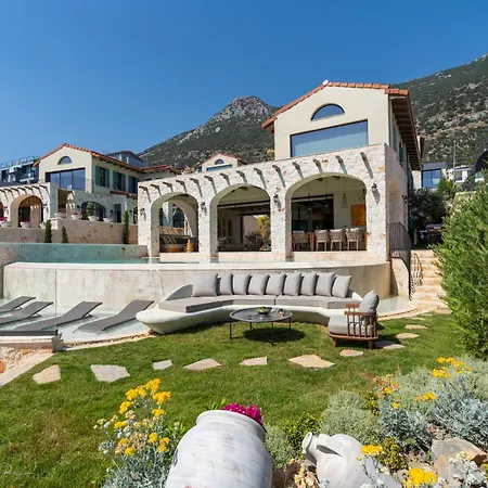 Villa Thalia, A Joyful Serenity Unmasked Kaş