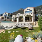 Villa Thalia, A Joyful Serenity Unmasked Kaş