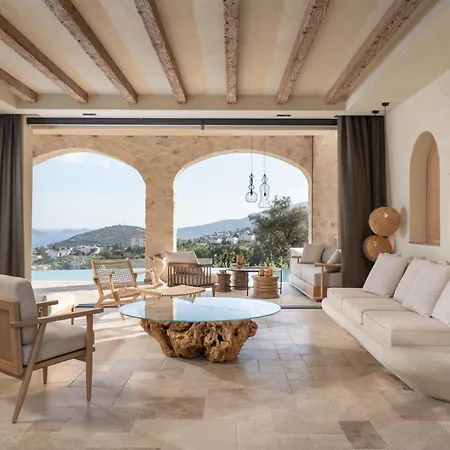 Villa Thalia, A Joyful Serenity Unmasked